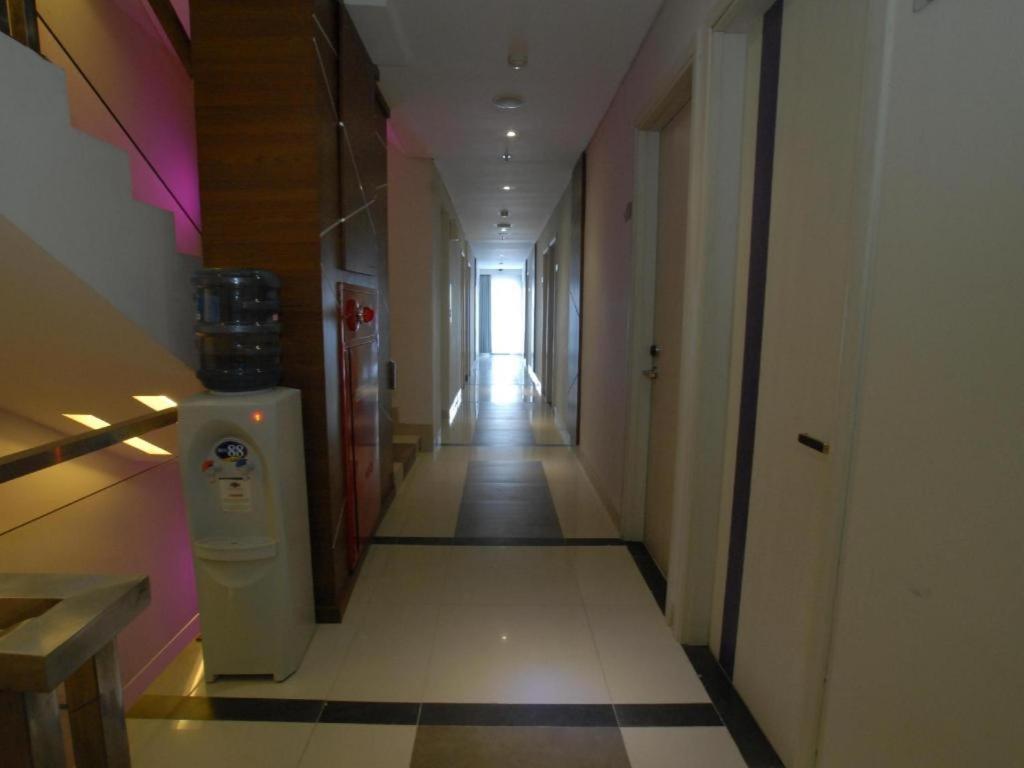 Vio Hotel Veteran Bandung Exteriör bild